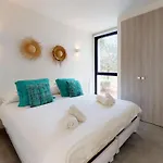 فيلة Algarrobos *
