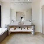 Villa Algarrobos *