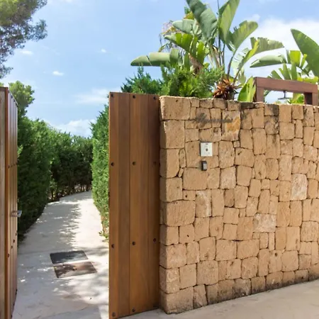 Villa Algarrobos